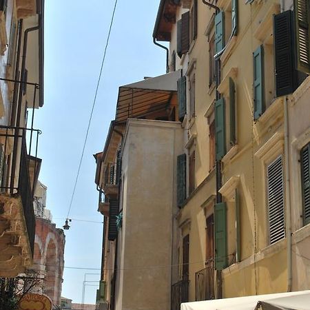Ferienwohnung Residenza Tre Marchetti Verona Zimmer foto