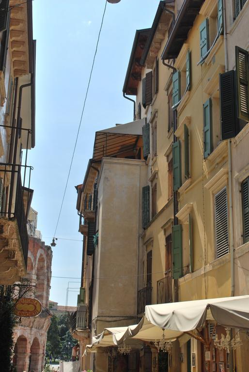 Ferienwohnung Residenza Tre Marchetti Verona Zimmer foto